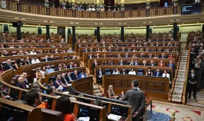 Испанският парламент отхвърли предложението за по-кратка работна седмица