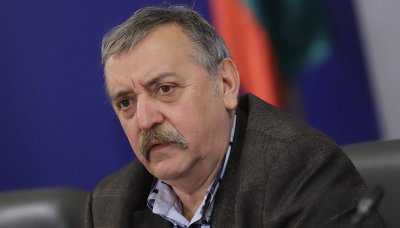 Проф. Кантарджиев: Обществото трябва да бъде спокойно и да не се плаши от COVID, но трябва да се спазват елементарните правила