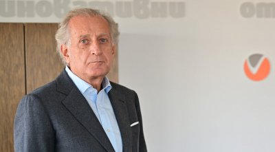 Вижте как руски милионери и български политици заграбиха VIVACOM, чрез Спас Русев