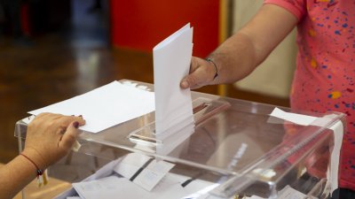 РЕШЕНО! Гласуваме само с хартиени бюлетини