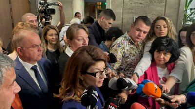 Десислава Атанасова от ГЕРБ мяука за чутовния скандал с машините: Ние вече като партия преживяхме веднъж аферата &ldquo;Костинброд&rdquo;