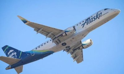 Пилот се е опитал да разбие самолет по време на полет