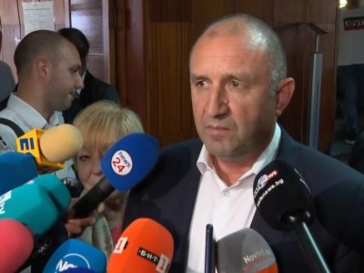 Румен Радев за доклада на ДАНС: Очаквам компетентните органи да оповестят кои са играчите и мотивите за този акт