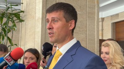 Ивелин Михайлов: Ще свалим диктатурата, имаме план (ВИДЕО)