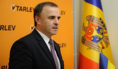 СРАМОТА! Молдова забрани на половин милион свои граждани да гласуват от Русия