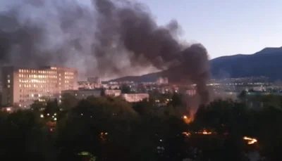 Пожар избухна в района на Окръжна болница в София (ВИДЕО)
