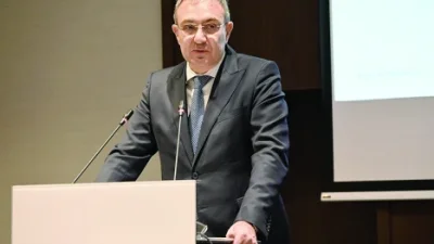 Министър Гуцанов защити почивните понеделници