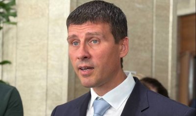 Скандал във &bdquo;Величие&ldquo; заради регистрацията в парламента