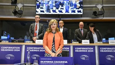 АФП: Напрежението в Европарламента расте