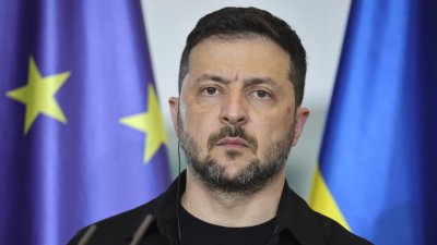 Зеленски лиши от гражданство кмета на Одеса заради връзки с Русия