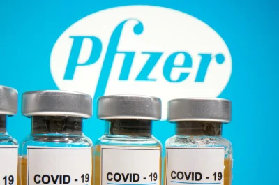 Pfizer получава &bdquo;спасителен пояс&ldquo; в САЩ: Сделка за 70 млрд. долара и тригодишна защита (СНИМКИ+ВИДЕО)