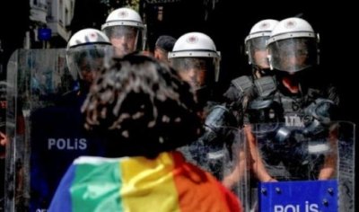 Турция подготвя закон за затвор при &bdquo;поведение срещу биологичния пол&ldquo; &ndash; тревога за правата на ЛГБТ+