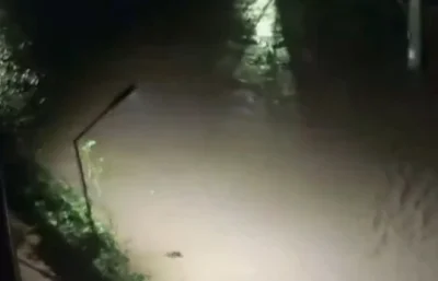Царево под вода: Река Черна преля, &bdquo;Нестинарка&ldquo; е наводнена (ВИДЕО)