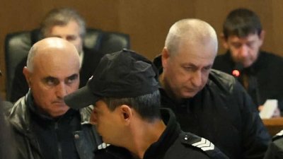 Софийският апелативен съд потвърди ареста на служители на ИААА за подкуп