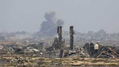   Арабските страни настояват за преговори за бъдещето на властта в Газа