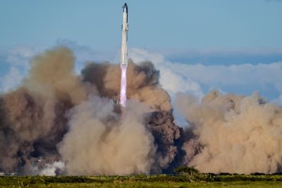SpaceX тества нови технологии за връщане на Starship &ndash; мисията премина по план (СНИМКИ+ВИДЕО)