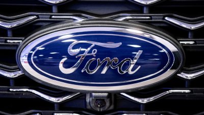 Гл. изп. директор на Ford предупреждава за потенциален срив на пазара на електрически превозни средства