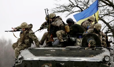 Украйна увеличава военния си бюджет с над 7,7 милиарда долара