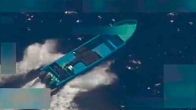 САЩ нанесоха 10-и удар срещу лодка на наркокартел в Карибско море &mdash; поне 6 загинали (ВИДЕО)