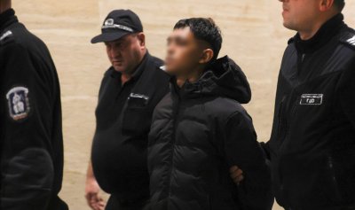 Съдът остави в ареста 15-годишния Георги, обвинен за убийството в столичен мол
