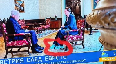 Селото наречено bTV! По маратонки, но с перли на интервю с бившия канцлер на Австрия!
