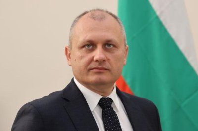 Министър Мундров: До 2026 г. &bdquo;еЗдраве&ldquo; ще обединява всички медицински досиета, включително денталните