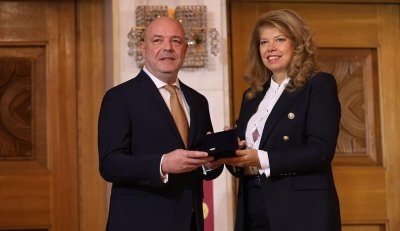 Неврохирургът проф. Николай Габровски стана &bdquo;Лекар на годината 2025&ldquo;