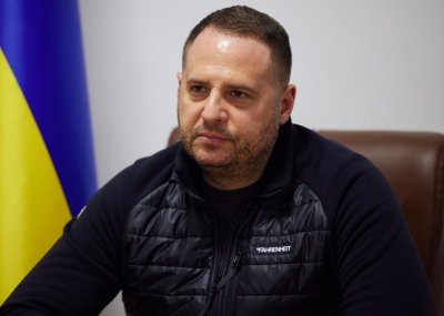 ПАНИКА В КИЕВ: Зеленски е невинен!