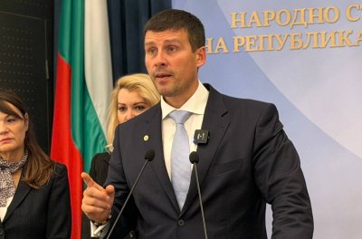 Ивелин Михайлов: Няма да позволя депутати да ме унижават и да обиждат жените, с които работя (ВИДЕО)