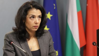 Ваня Григорова: Бюджетът не е щедър, в него няма средства за публичния сектор