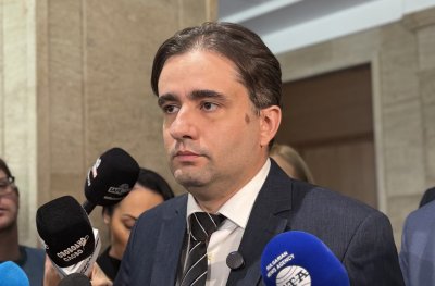 Божанов: Управляващите бавят назначаването на особен управител в &bdquo;Лукойл&ldquo; (ВИДЕО)