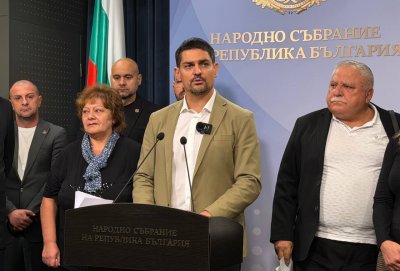 Радостин Василев с нови разкрития за &bdquo;Величие&ldquo; и Ивелин Михайлов: Киро Брейка заплашва измамените лица (ВИДЕО+СНИМКИ)