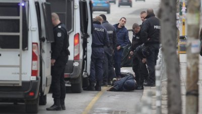Полицейски акции в Стара Загора: задържани седем души с над 30 кг марихуана