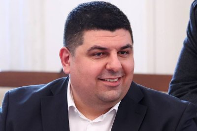Явор Дачков за Ивайло Мирчев: Нахален и ниско интелигентен