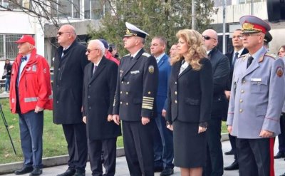 Йотова: Военните лекари са &bdquo;войници на най-трудния фронт&ldquo;, Мутафчийски отчете рекорди в обучение, операции и иновации