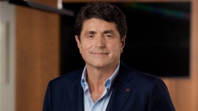   Драган Шолак подновява опита си да придобие контрол над &bdquo;Левски&ldquo;