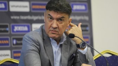   Боби Михайлов хоспитализиран вследствие на инсулт