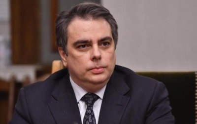 Асен Василев към Борисов: Без значение в каква валута е бюджетът &mdash; ако крадете, ще сме против!
