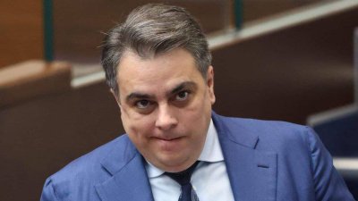 Този човек се бори за данъците и осигуровките на хората&hellip; Моля ви се, само не ме разсмивайте!