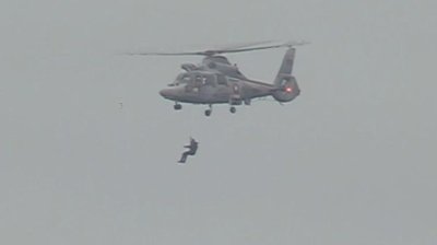 Военноморските сили спасиха седем моряци от заседналия танкер &bdquo;Кайрос&ldquo; край Ахтопол