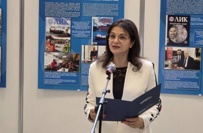 Росица Кирова: Доброволците изграждат щит на човечността