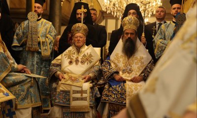 Историческа среща в Истанбул: Патриарх Даниил дари на Вартоломей частица от мощите на патриарх Евтимий и призова за единство (СНИМКИ)