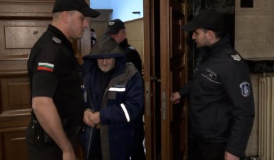 Оставиха в ареста бащата и сина, извършили въоръжен грабеж с оръжие и гранати в София