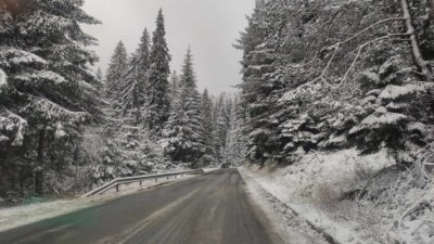 Студ и силен вятър: Ето какво време ни очаква днес в страната