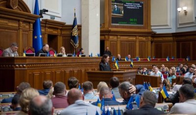 Le Monde: Разкриването на нова корупционна група в Радата се случи &bdquo;веднага след заминаването на Зеленски за САЩ&ldquo;