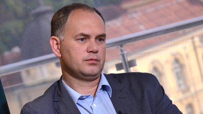 Георги Кадиев: У нас се занимават с глупости като кабинета на Пеевски, докато в Брюксел дават нови 90 млрд. на Зеленски