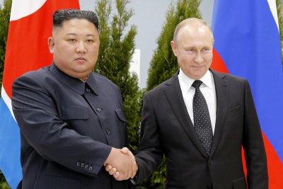 Ким към Путин: Воюваме заедно и умираме заедно
