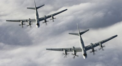 Военен екшън в небето: Руски бомбардировачи предизвикаха мобилизация на изтребители на НАТО
