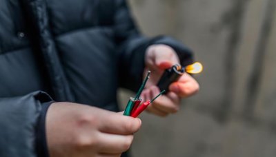 14-годишно момче пострада сериозно от пиротехническо изделие в Равда
