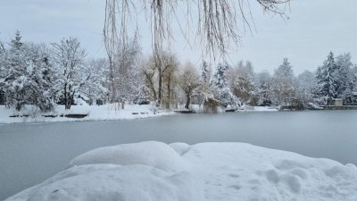 Ледено начало на 2026-а у нас: Сняг и ураганни пориви до 100 км/ч